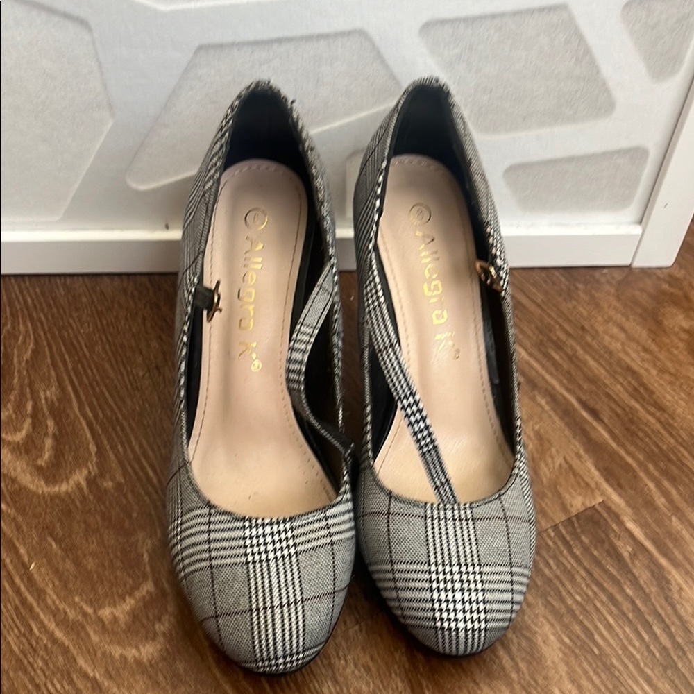 Allegra K Gray Plaid Heels Elegant and Versatile